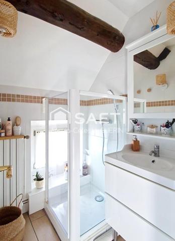 186 m² en tout pour cette propriété à fort potentiel d'évolution !