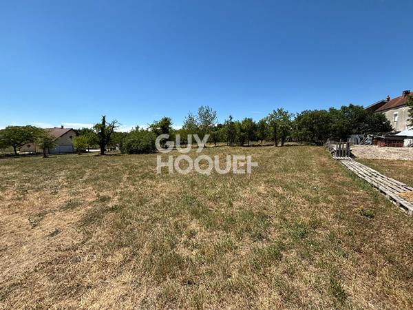 Terrain en impasse 860m² à Avrigney Virey