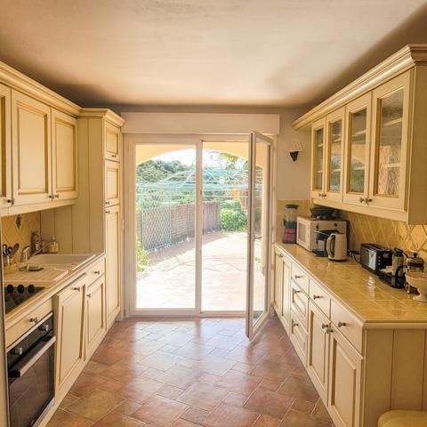 maison à vendre  7 pièces - 180 m2 CAVALAIRE SUR MER - 83