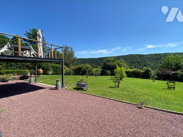 SAINT CHAMANT, sur terrain de 1300 m², maison d'habitation individuelle comprenant s/sol garage...