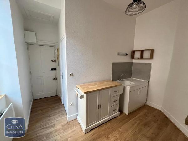 Appartement à louer 1 pièce 23.11m² Mâcon (71000)