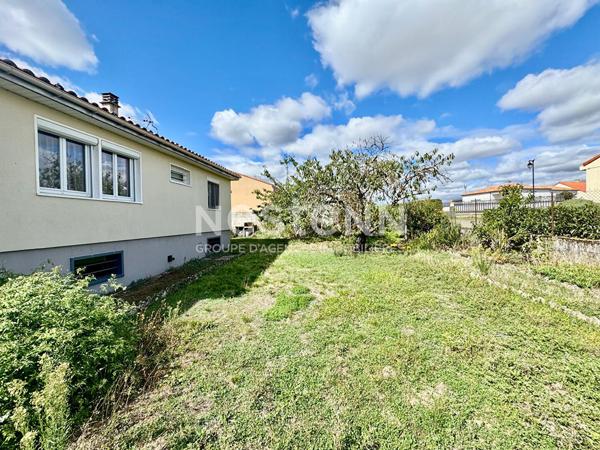 A vendre - Maison avec 4 chambres, garage et jardin - Lys-Haut-Layon - D6085