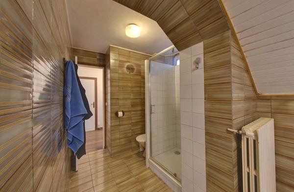 ESPACE ET VOLUMES ...