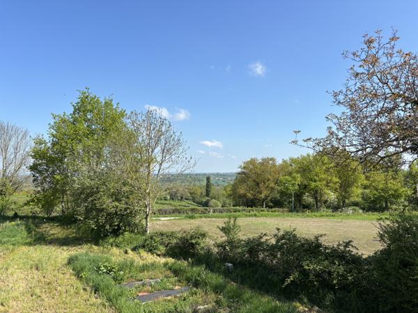 Louroux-de-Beaune – Charmante maison avec maison annexe sur un terrain de 3363 m² Louroux-de-Beaune (03600)