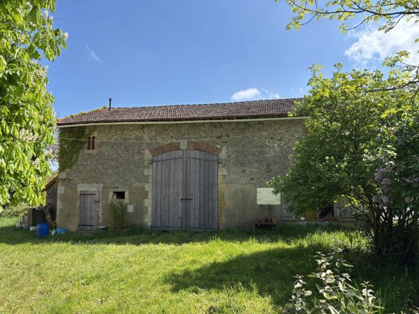 Louroux-de-Beaune – Charmante maison avec maison annexe sur un terrain de 3363 m² Louroux-de-Beaune (03600)