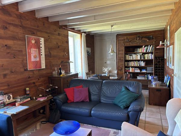 Louroux-de-Beaune – Charmante maison avec maison annexe sur un terrain de 3363 m² Louroux-de-Beaune (03600)