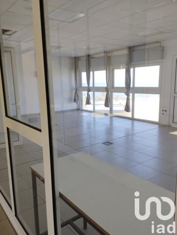 Immeuble à vendre 2 180 m² Saint-Pierre