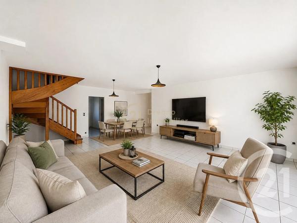 Maison à vendre  5 pièces - 110,20 m 2   VERN SUR SEICHE  - 35
