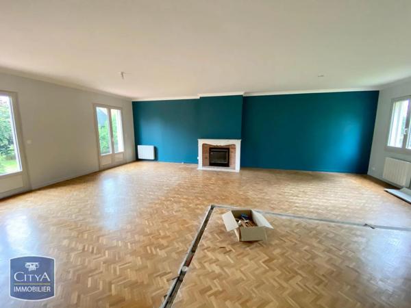 Maison à louer 6 pièces 177.89m²