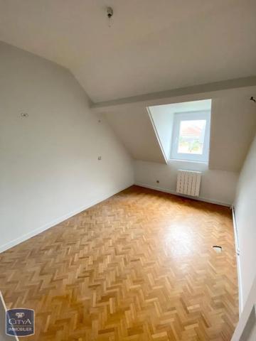 Maison à louer 6 pièces 177.89m²