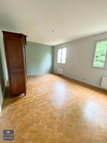 Maison à louer 6 pièces 177.89m²