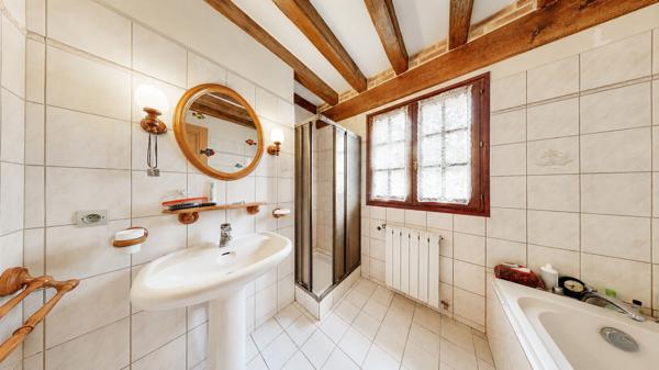 Maison Les Mureaux 136 m², 4 chambres, 1230 m² de parcelle