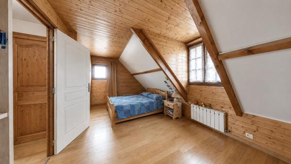 Maison Les Mureaux 136 m², 4 chambres, 1230 m² de parcelle