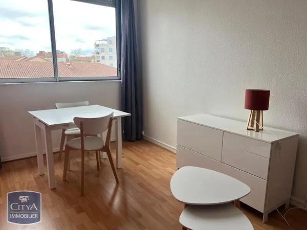 Appartement à louer 1 pièce 23.74m² Lyon 3e Arrondissement (69003)