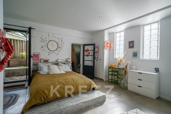 Bordeaux Nansouty, Rare : maison-loft de 255 m² avec toit-terrasse et piscine intégrée