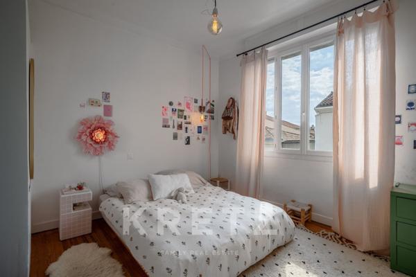 Bordeaux Nansouty, Rare : maison-loft de 255 m² avec toit-terrasse et piscine intégrée