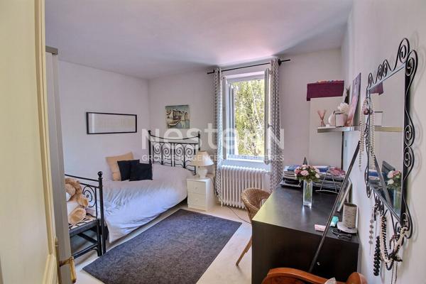 Maison familiale 5 chambres sur beau terrain à Villebon Sur Yvette , RER LOZERE