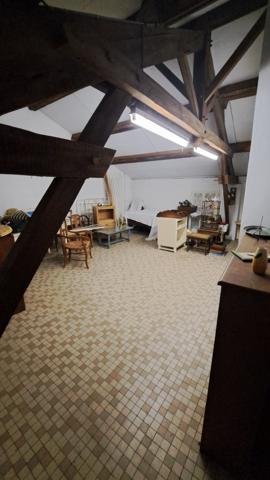 BELLE LONGERE TRES BIEN RESTAURÉE