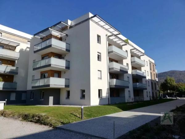 Parking / Box à louer à Saint-Alban-Leysse (73230)
