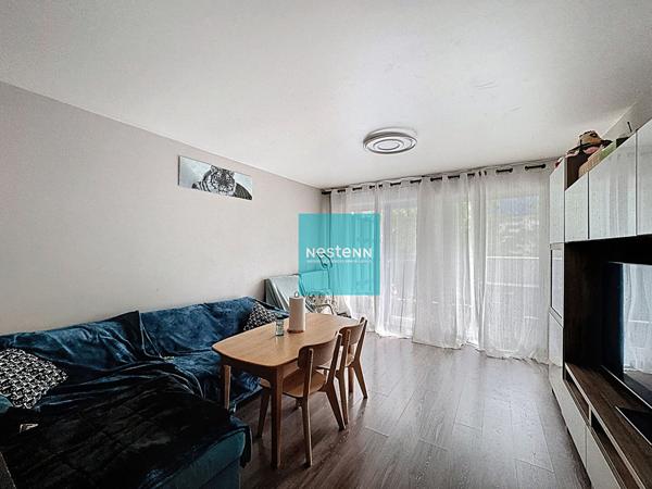 Bel appartement 3 Pièces Exposé Sud - Résidence de Standing. Balcon et place de parking en sous-sol. Quartier Jean Monnet.