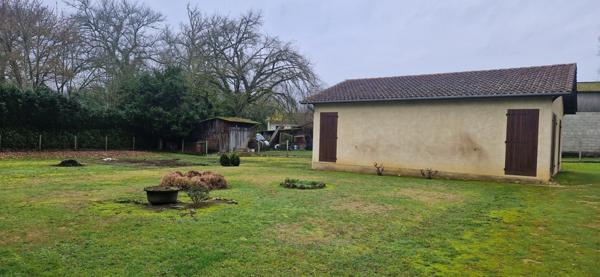 Dpt Landes (40), à vendre LABASTIDE D'ARMAGNAC maison P4 - Terrain de 2592