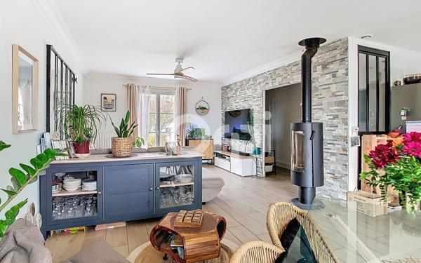 Maison à vendre    5 pièces •  Boulazac