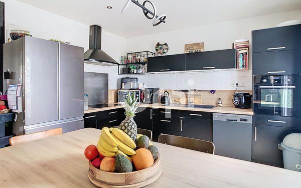 Maison à vendre    5 pièces •  Boulazac