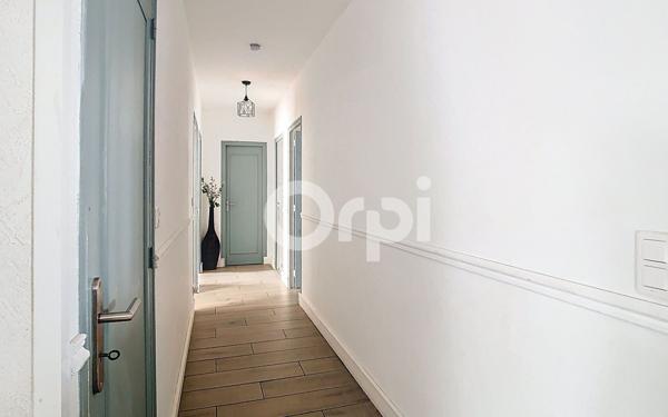 Maison à vendre    5 pièces •  Boulazac