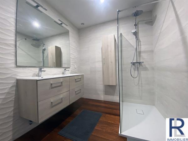 Sceaux (92330) Belle maison contemporaine de 218 m2 avec jardin, parkings à Sceaux