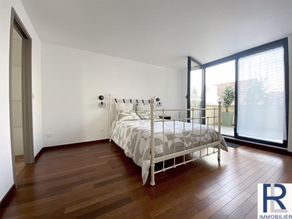 Sceaux (92330) Belle maison contemporaine de 218 m2 avec jardin, parkings à Sceaux