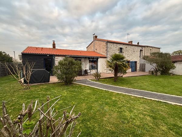 Maison Pornic 147 m² - Proche commerces plage et port - Jardin arboré