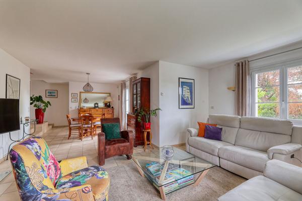 Maison Pornic 147 m² - Proche commerces plage et port - Jardin arboré