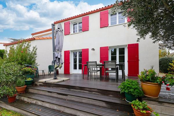 Maison Pornic 147 m² - Proche commerces plage et port - Jardin arboré