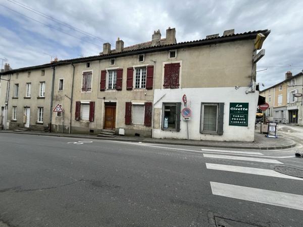 Immeuble à vendre |  Ruffec |  110,2 m²