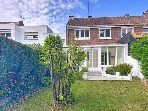 Maison mitoyenne 2 côtés Marcq-en-Baroeul 93 m²