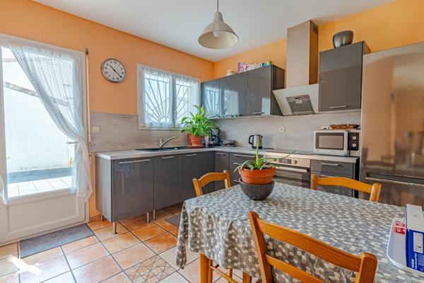 Maison à vendre 431 700 € Bordeaux 4 p 96 m² DPE D