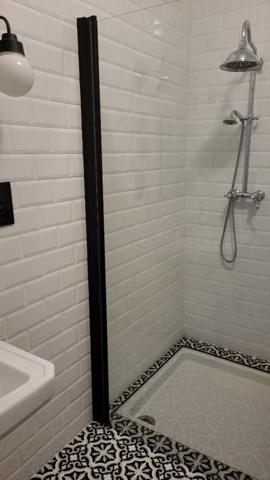 Magnifique maison rénovée quartier Remicourt avec garage