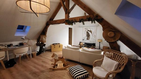 Magnifique maison rénovée quartier Remicourt avec garage