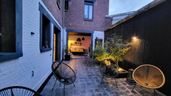 Magnifique maison rénovée quartier Remicourt avec garage