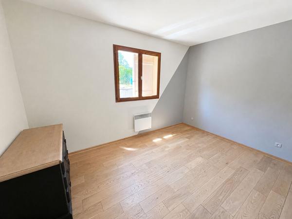A VENDRE - Maison proche de Chaumont en Vexin - PLAIN PIED DE VIE - 5 chambres - garage - 1000 m² de terrain