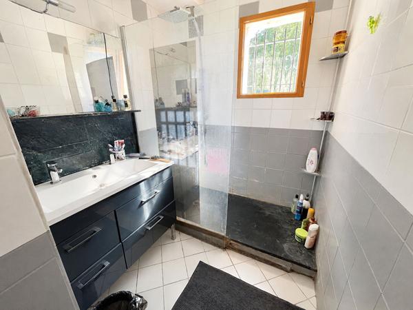 A VENDRE - Maison proche de Chaumont en Vexin - PLAIN PIED DE VIE - 5 chambres - garage - 1000 m² de terrain