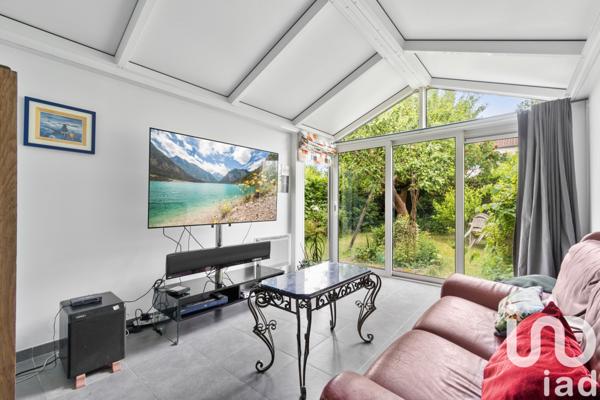 House for sale 5 rooms 116 m² Voisins-le-Bretonneux