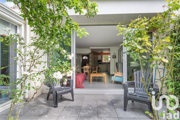 House for sale 5 rooms 116 m² Voisins-le-Bretonneux