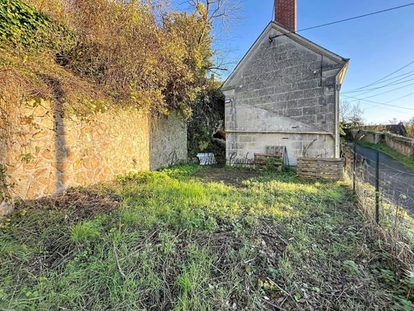 SAINT PATERNE RACAN (37) Maison à vendre 3 pièces- 59m²- jardin- parking couvert