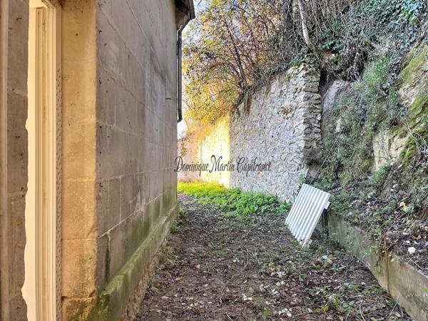 SAINT PATERNE RACAN (37) Maison à vendre 3 pièces- 59m²- jardin- parking couvert