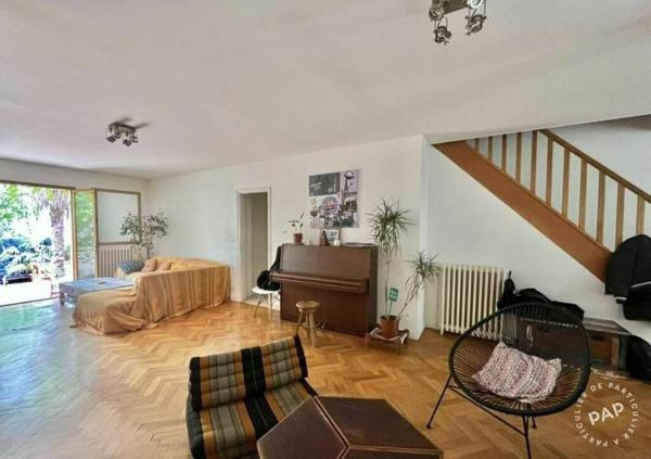 MAISON 4 CHAMBRES TERRASSE JARDIN GARAGE