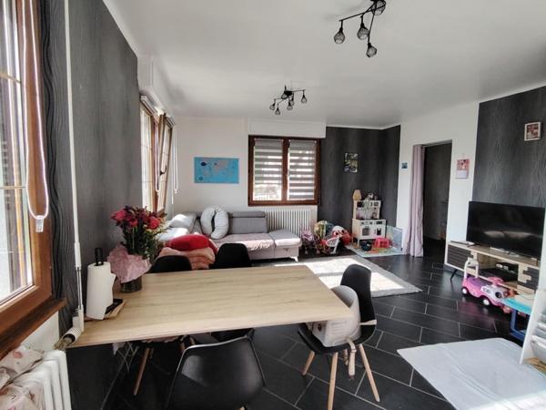 Maison familiale à découvrir sans tarder !