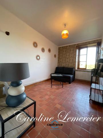 Dpt Sarthe (72), à vendre proche de Connerré FERMETTE en campagne 294 m² habitables , 6 chambres , terrain de 1500 M²