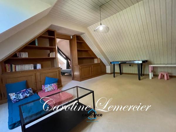 Dpt Sarthe (72), à vendre proche de Connerré FERMETTE en campagne 294 m² habitables , 6 chambres , terrain de 1500 M²