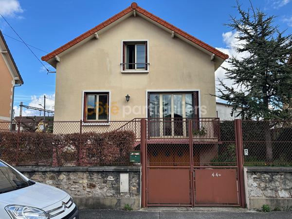 Vente Maison84 m² - 4 Pièces - VILLENEUVE LE ROI (94290)